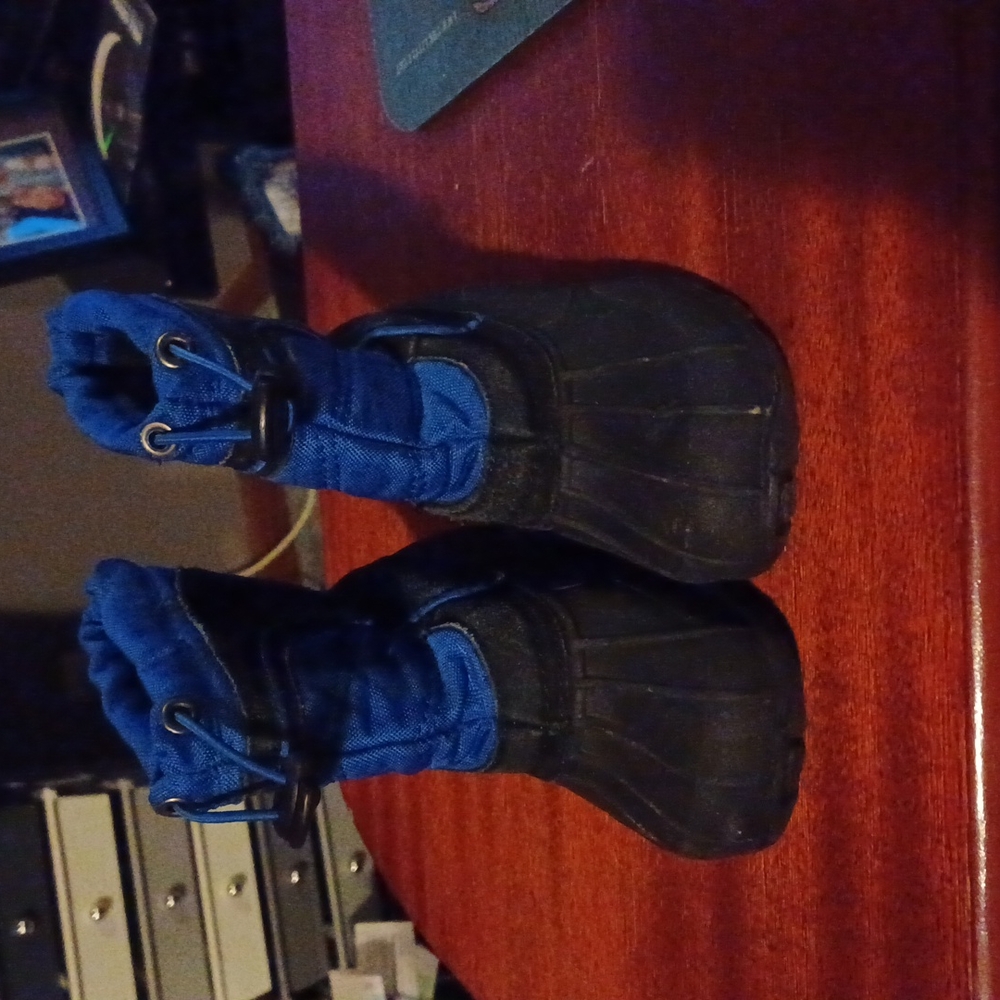 Winter boots